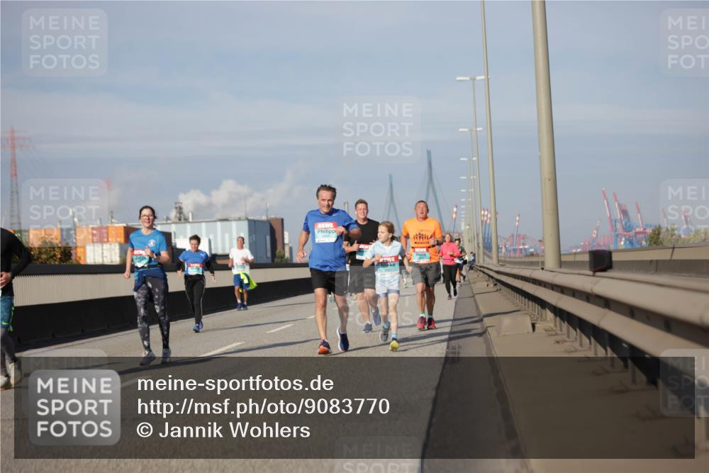 03.10.2025 - Köhlbrandbrückenlauf Jannik Wohlers http://msf.ph/oto/9083770 03.10.2025 10:06:29 Position 3  meine-sportfotos.de