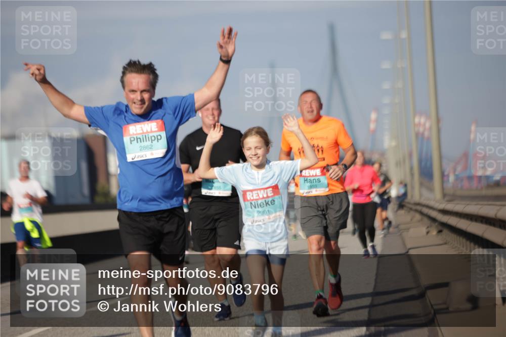 03.10.2025 - Köhlbrandbrückenlauf Jannik Wohlers http://msf.ph/oto/9083796 03.10.2025 10:06:30 Position 3 2862, 855, 2861, 1853 meine-sportfotos.de