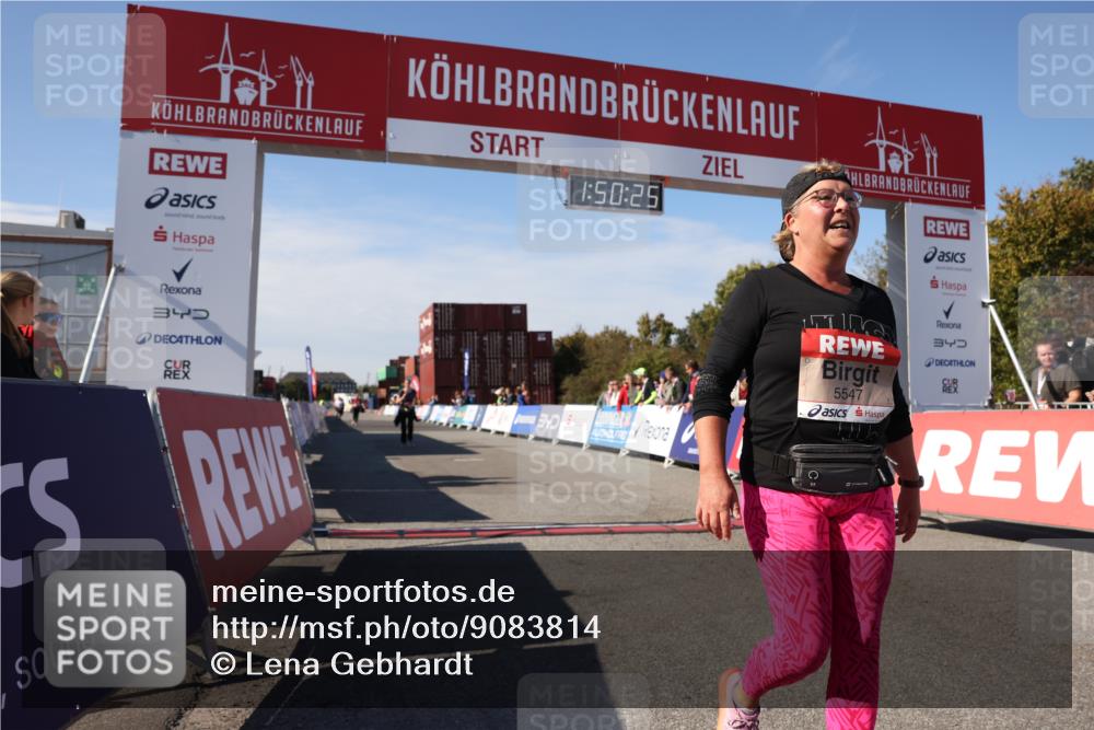 03.10.2025 - Köhlbrandbrückenlauf Lena Gebhardt http://msf.ph/oto/9083814 03.10.2025 13:50:25 Ziel 5225, 5294, 5547, 5611, 5612 meine-sportfotos.de