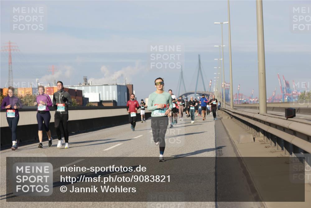 03.10.2025 - Köhlbrandbrückenlauf Jannik Wohlers http://msf.ph/oto/9083821 03.10.2025 09:56:01 Position 3  meine-sportfotos.de