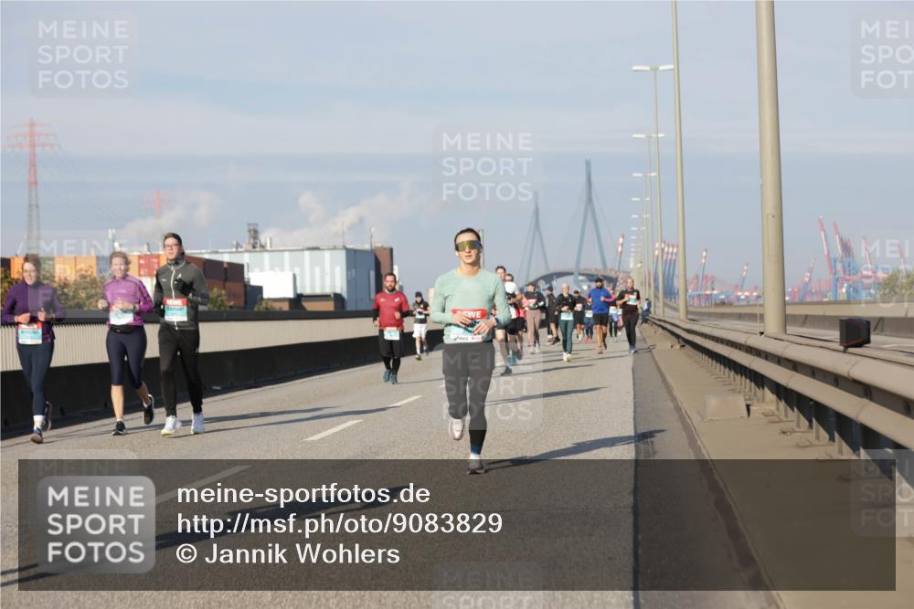 03.10.2025 - Köhlbrandbrückenlauf Jannik Wohlers http://msf.ph/oto/9083829 03.10.2025 09:56:02 Position 3  meine-sportfotos.de