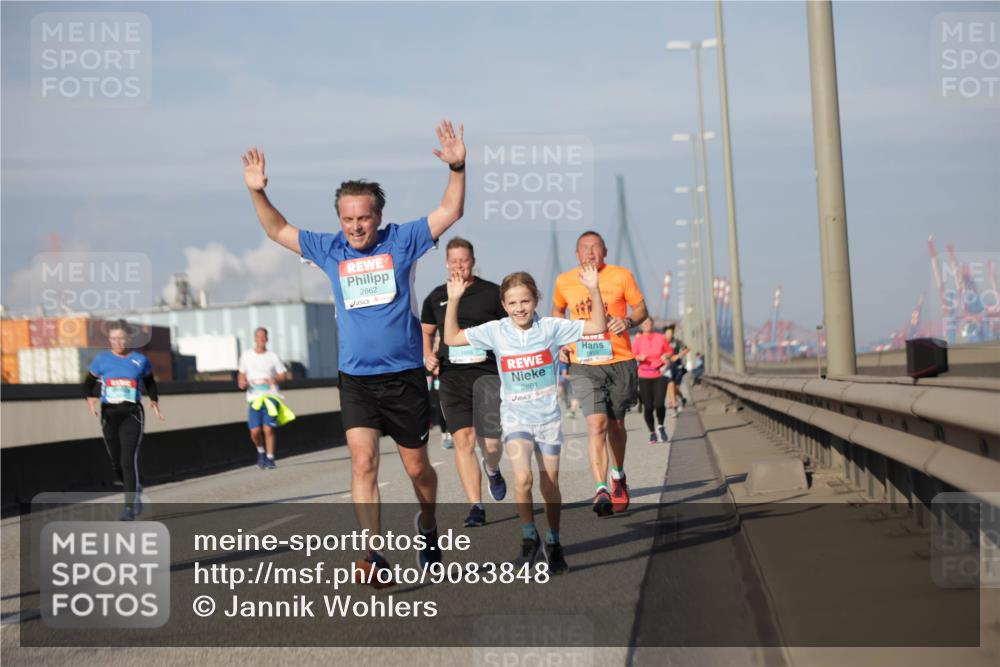 03.10.2025 - Köhlbrandbrückenlauf Jannik Wohlers http://msf.ph/oto/9083848 03.10.2025 10:06:30 Position 3 2862, 2861 meine-sportfotos.de
