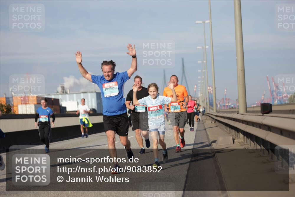 03.10.2025 - Köhlbrandbrückenlauf Jannik Wohlers http://msf.ph/oto/9083852 03.10.2025 10:06:30 Position 3 2862, 2861 meine-sportfotos.de