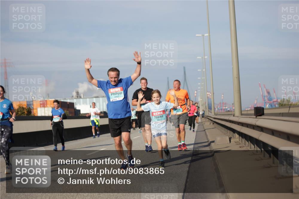 03.10.2025 - Köhlbrandbrückenlauf Jannik Wohlers http://msf.ph/oto/9083865 03.10.2025 10:06:30 Position 3 2862, 2861 meine-sportfotos.de
