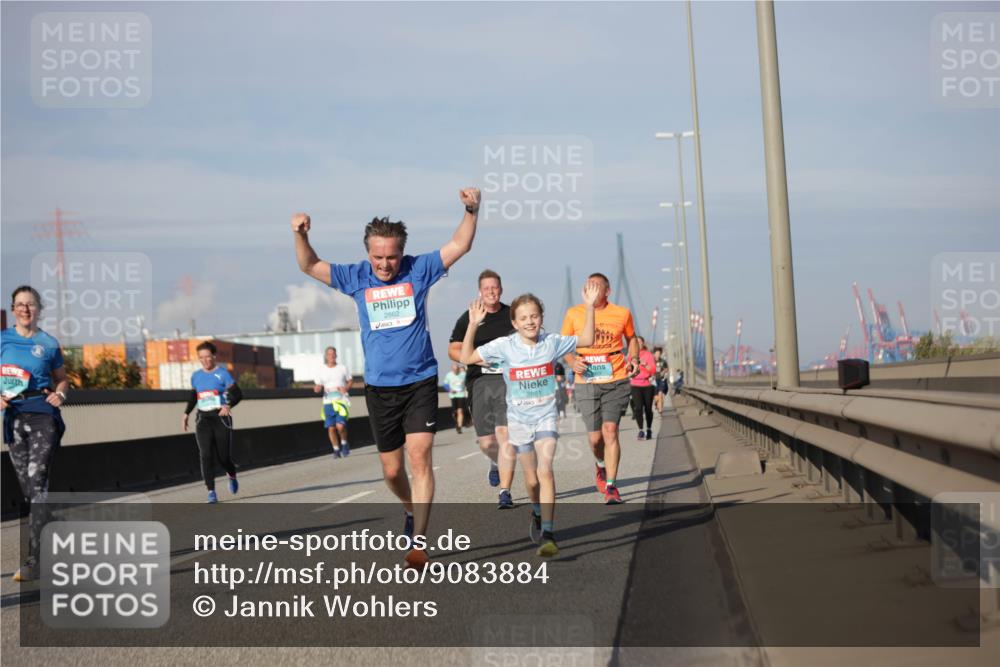 03.10.2025 - Köhlbrandbrückenlauf Jannik Wohlers http://msf.ph/oto/9083884 03.10.2025 10:06:31 Position 3 2862, 2861 meine-sportfotos.de