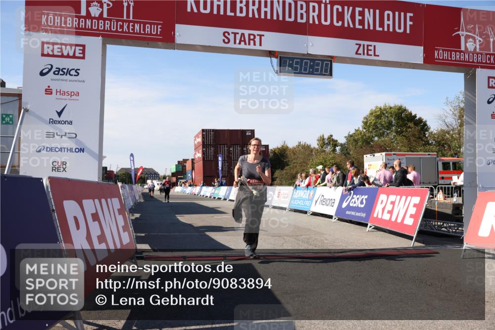 03.10.2025 - Köhlbrandbrückenlauf Lena Gebhardt http://msf.ph/oto/9083894 03.10.2025 13:50:30 Ziel 5225, 5294, 5547 meine-sportfotos.de
