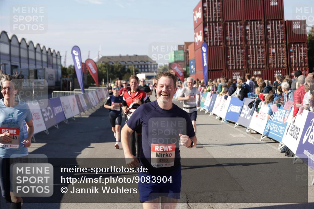 03.10.2025 - Köhlbrandbrückenlauf Jannik Wohlers http://msf.ph/oto/9083904 03.10.2025 13:18:26 Ziel 4154, 4280, 4341, 4560, 4581, 4760, 4819, 4826, 4882, 5192, 5379, 5440, 5691, 5722, 5816, 6001, 6700 meine-sportfotos.de