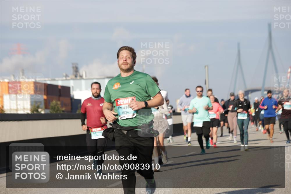 03.10.2025 - Köhlbrandbrückenlauf Jannik Wohlers http://msf.ph/oto/9083910 03.10.2025 09:56:05 Position 3 1534 meine-sportfotos.de