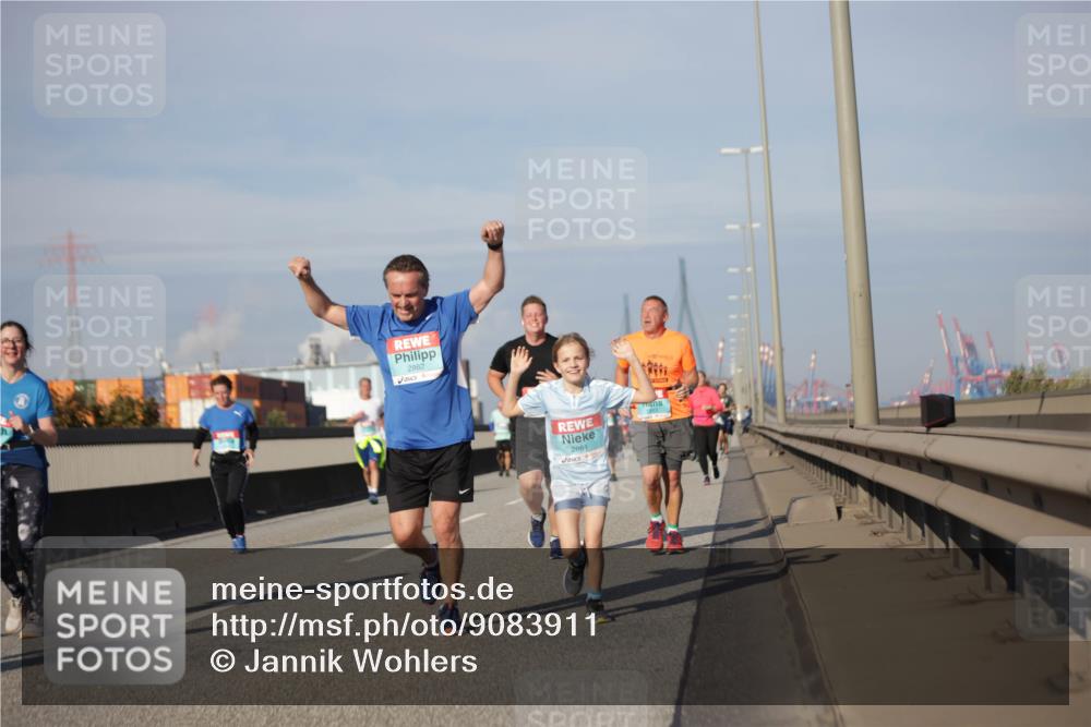 03.10.2025 - Köhlbrandbrückenlauf Jannik Wohlers http://msf.ph/oto/9083911 03.10.2025 10:06:31 Position 3 2862, 2861 meine-sportfotos.de