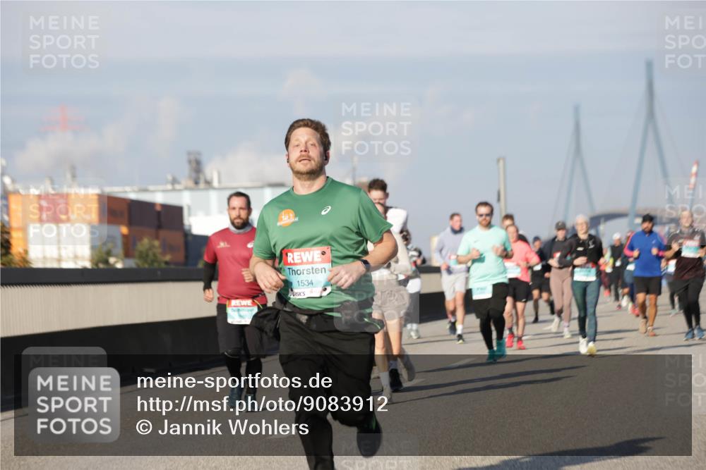 03.10.2025 - Köhlbrandbrückenlauf Jannik Wohlers http://msf.ph/oto/9083912 03.10.2025 09:56:05 Position 3 1534 meine-sportfotos.de