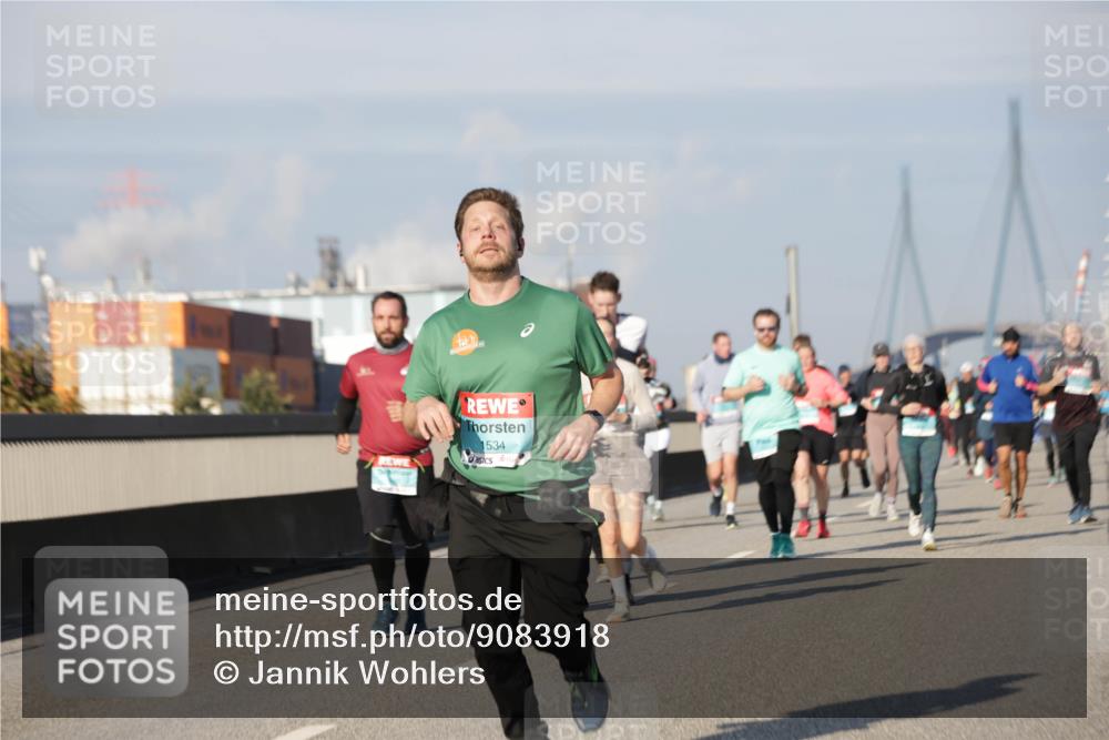 03.10.2025 - Köhlbrandbrückenlauf Jannik Wohlers http://msf.ph/oto/9083918 03.10.2025 09:56:05 Position 3 1534 meine-sportfotos.de