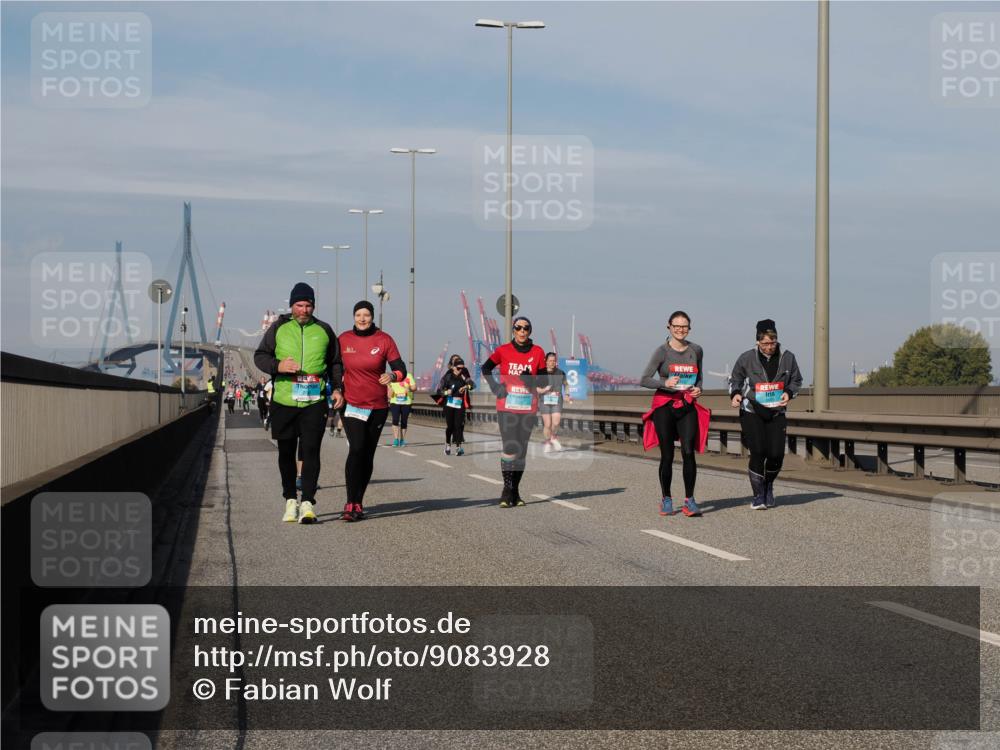 03.10.2025 - Köhlbrandbrückenlauf Fabian Wolf http://msf.ph/oto/9083928 03.10.2025 10:19:40 Position 3  meine-sportfotos.de