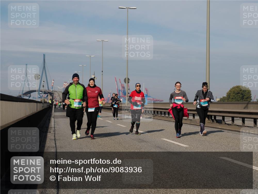 03.10.2025 - Köhlbrandbrückenlauf Fabian Wolf http://msf.ph/oto/9083936 03.10.2025 10:19:41 Position 3  meine-sportfotos.de