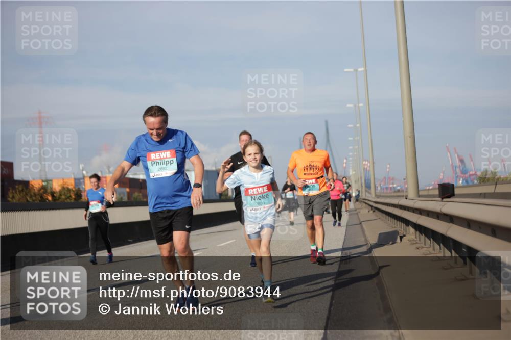 03.10.2025 - Köhlbrandbrückenlauf Jannik Wohlers http://msf.ph/oto/9083944 03.10.2025 10:06:31 Position 3 2862, 2861 meine-sportfotos.de