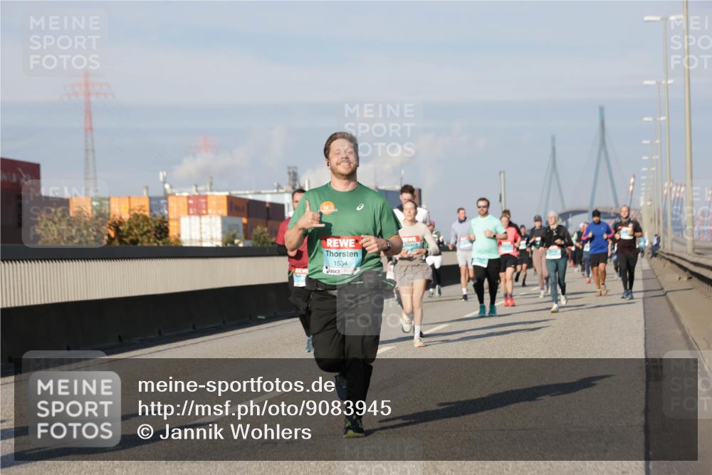 03.10.2025 - Köhlbrandbrückenlauf Jannik Wohlers http://msf.ph/oto/9083945 03.10.2025 09:56:05 Position 3 1534 meine-sportfotos.de