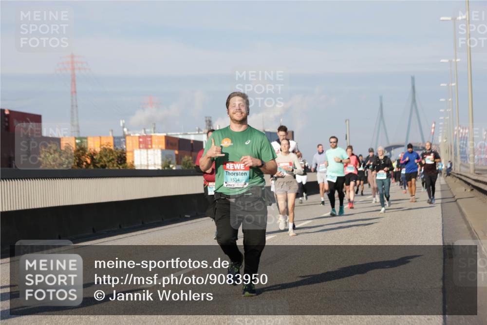 03.10.2025 - Köhlbrandbrückenlauf Jannik Wohlers http://msf.ph/oto/9083950 03.10.2025 09:56:05 Position 3 1534 meine-sportfotos.de