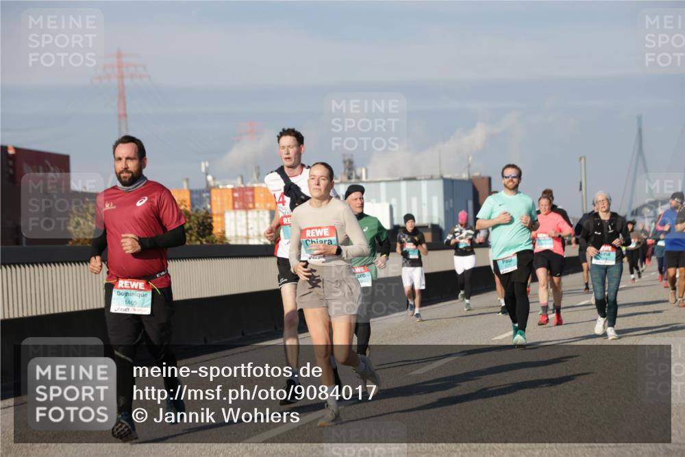 03.10.2025 - Köhlbrandbrückenlauf Jannik Wohlers http://msf.ph/oto/9084017 03.10.2025 09:56:08 Position 3 1465 meine-sportfotos.de