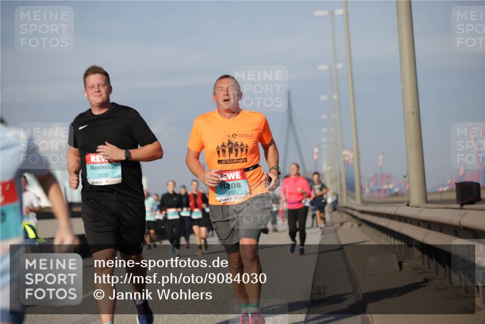 03.10.2025 - Köhlbrandbrückenlauf Jannik Wohlers http://msf.ph/oto/9084030 03.10.2025 10:06:32 Position 3 1855, 1853 meine-sportfotos.de