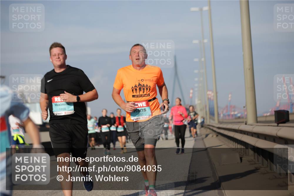 03.10.2025 - Köhlbrandbrückenlauf Jannik Wohlers http://msf.ph/oto/9084035 03.10.2025 10:06:33 Position 3 1855, 12, 1853 meine-sportfotos.de