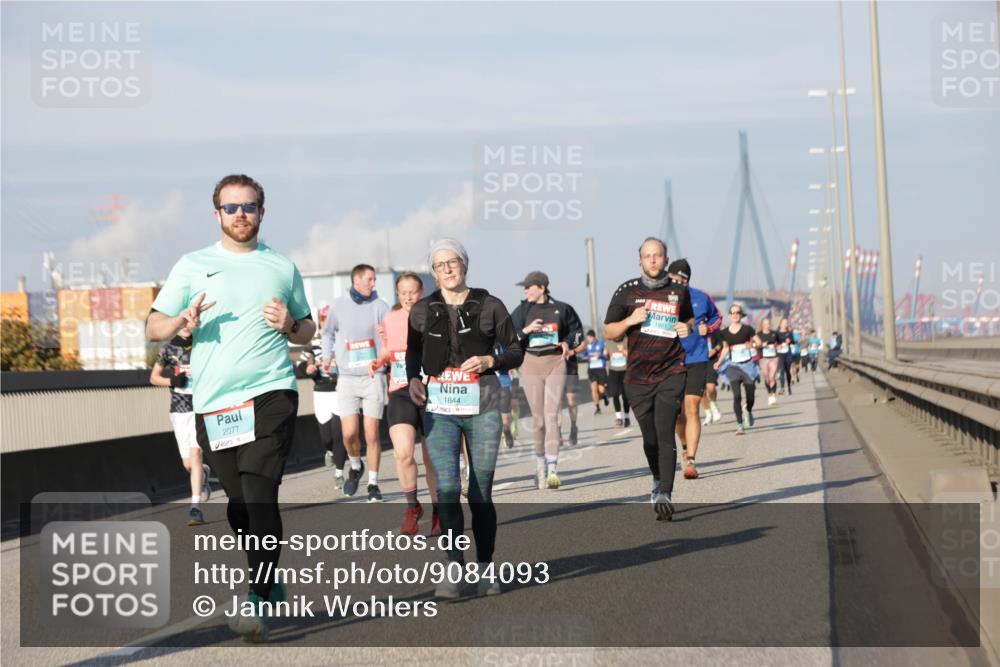 03.10.2025 - Köhlbrandbrückenlauf Jannik Wohlers http://msf.ph/oto/9084093 03.10.2025 09:56:11 Position 3 2077, 1844, 1921 meine-sportfotos.de
