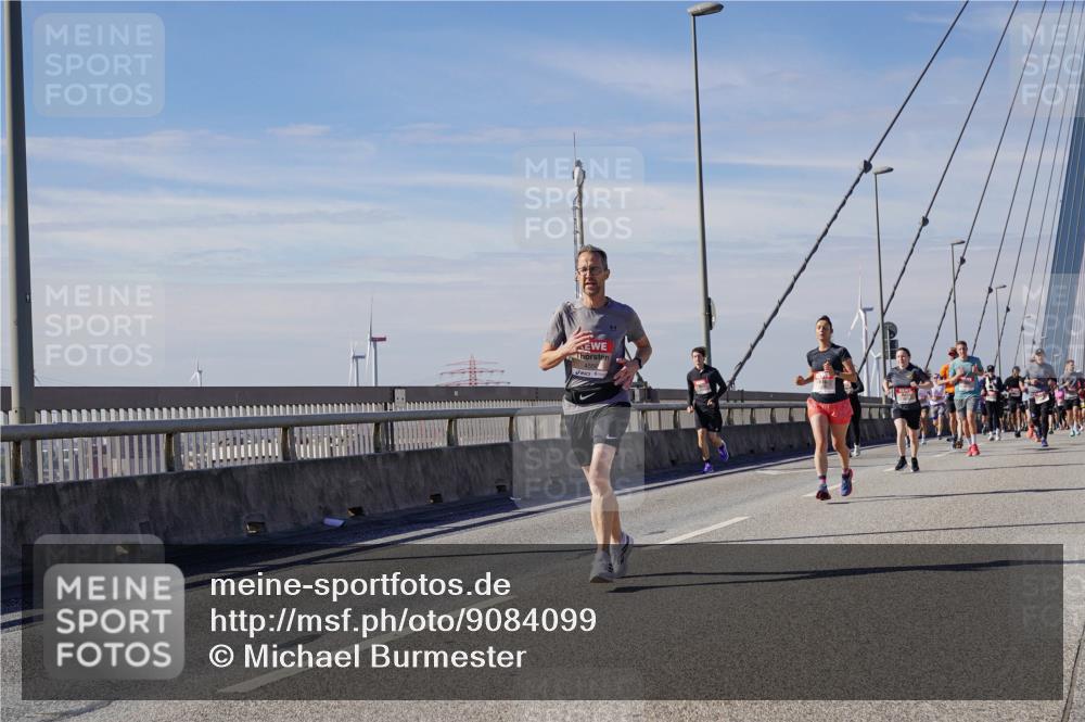 03.10.2025 - Köhlbrandbrückenlauf Michael Burmester http://msf.ph/oto/9084099 03.10.2025 12:42:27 Position 2  meine-sportfotos.de