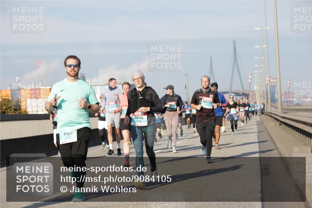 03.10.2025 - Köhlbrandbrückenlauf Jannik Wohlers http://msf.ph/oto/9084105 03.10.2025 09:56:11 Position 3 2077, 1844 meine-sportfotos.de