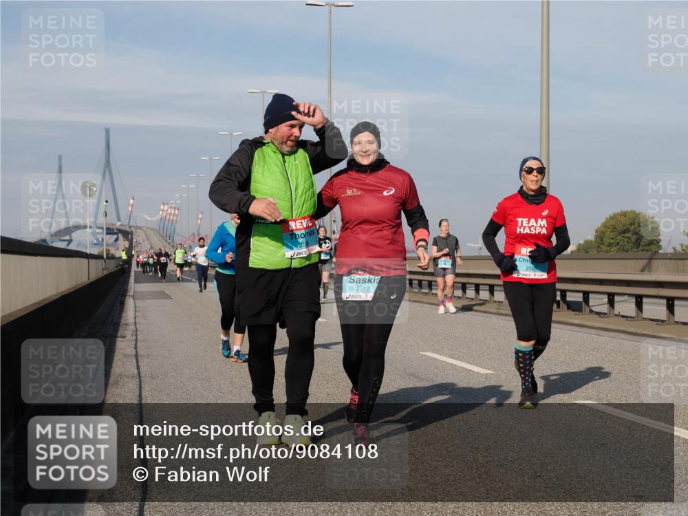 03.10.2025 - Köhlbrandbrückenlauf Fabian Wolf http://msf.ph/oto/9084108 03.10.2025 10:19:45 Position 3 2517, 2565 meine-sportfotos.de