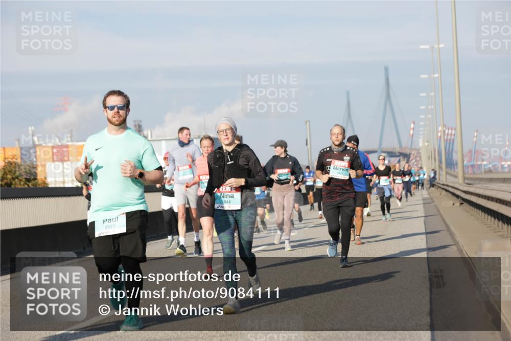 03.10.2025 - Köhlbrandbrückenlauf Jannik Wohlers http://msf.ph/oto/9084111 03.10.2025 09:56:11 Position 3 2077, 1844, 1921 meine-sportfotos.de