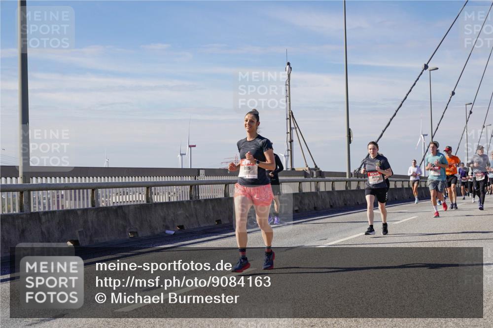 03.10.2025 - Köhlbrandbrückenlauf Michael Burmester http://msf.ph/oto/9084163 03.10.2025 12:42:29 Position 2 6158 meine-sportfotos.de