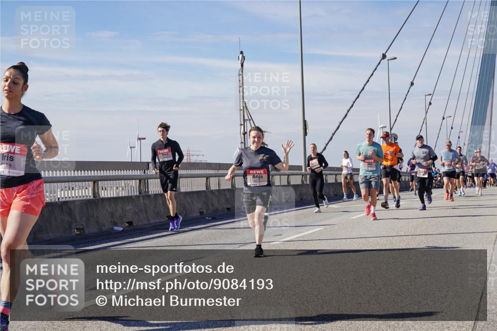 03.10.2025 - Köhlbrandbrückenlauf Michael Burmester http://msf.ph/oto/9084193 03.10.2025 12:42:31 Position 2 158, 4278 meine-sportfotos.de