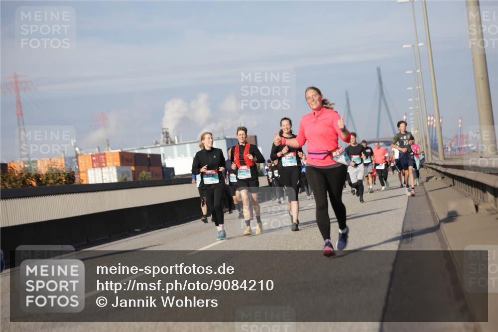 03.10.2025 - Köhlbrandbrückenlauf Jannik Wohlers http://msf.ph/oto/9084210 03.10.2025 10:06:37 Position 3  meine-sportfotos.de