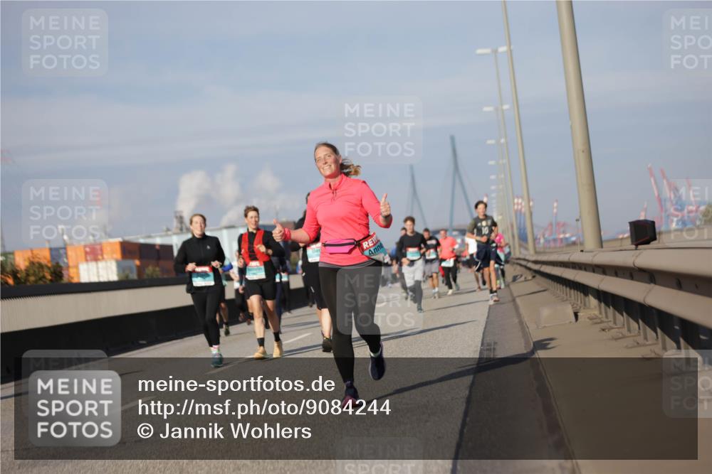 03.10.2025 - Köhlbrandbrückenlauf Jannik Wohlers http://msf.ph/oto/9084244 03.10.2025 10:06:38 Position 3  meine-sportfotos.de