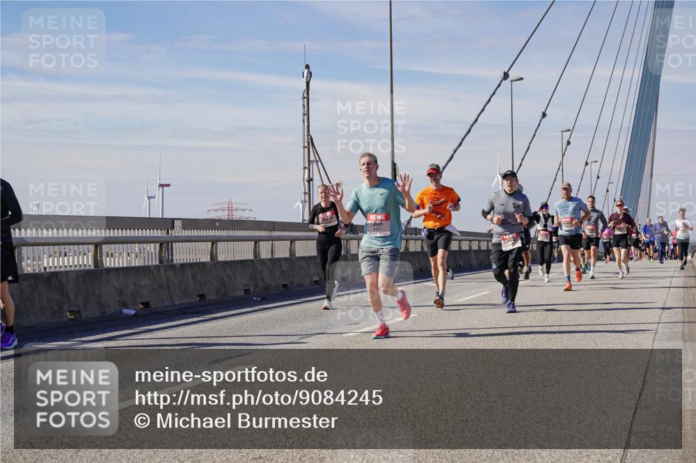 03.10.2025 - Köhlbrandbrückenlauf Michael Burmester http://msf.ph/oto/9084245 03.10.2025 12:42:32 Position 2  meine-sportfotos.de