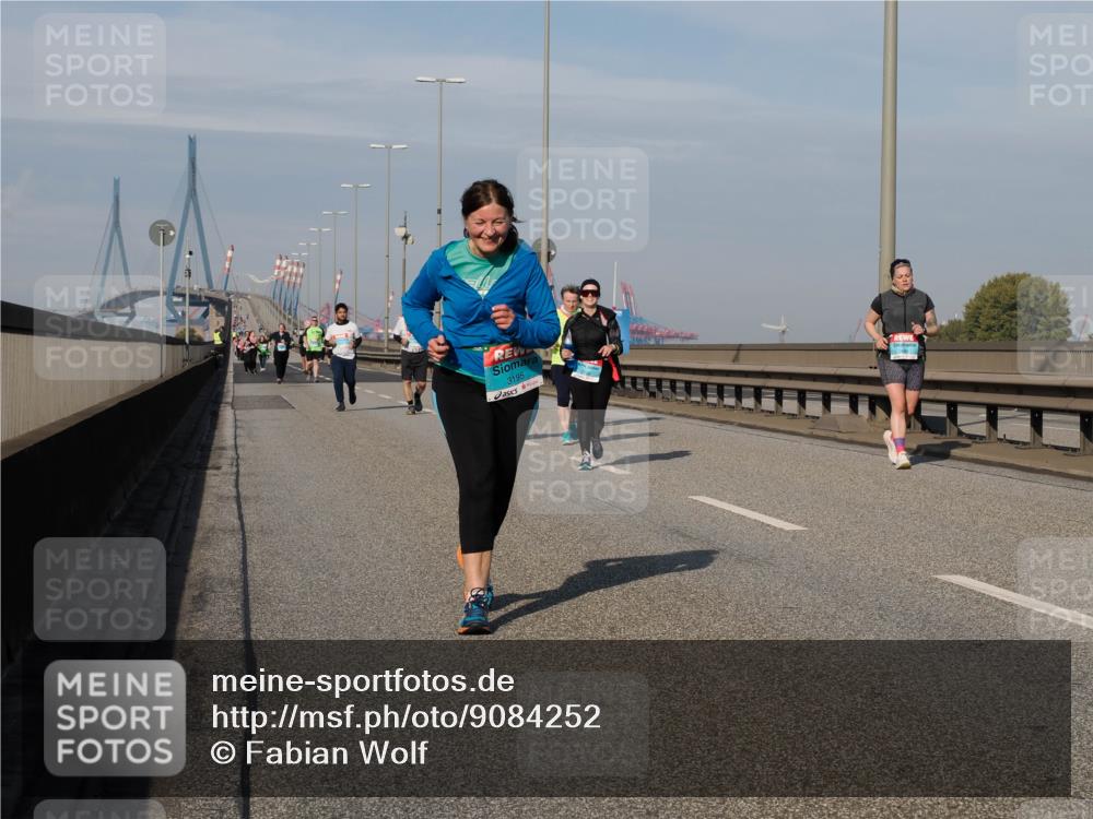 03.10.2025 - Köhlbrandbrückenlauf Fabian Wolf http://msf.ph/oto/9084252 03.10.2025 10:19:48 Position 3 3195 meine-sportfotos.de