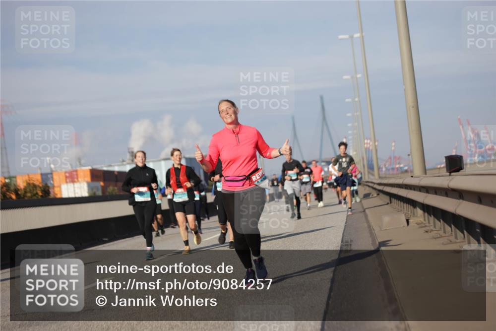 03.10.2025 - Köhlbrandbrückenlauf Jannik Wohlers http://msf.ph/oto/9084257 03.10.2025 10:06:38 Position 3  meine-sportfotos.de