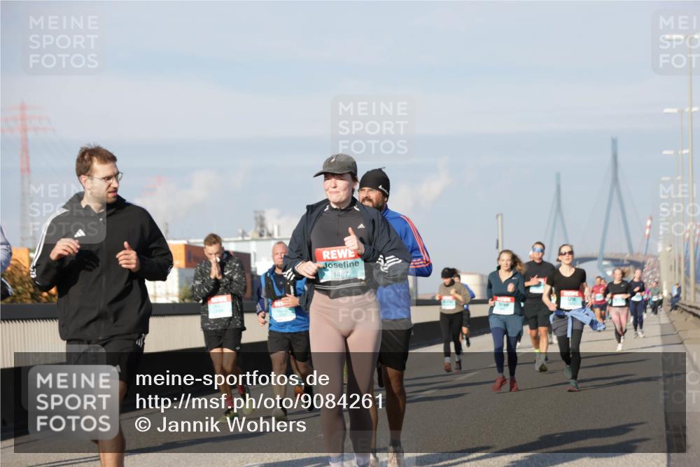 03.10.2025 - Köhlbrandbrückenlauf Jannik Wohlers http://msf.ph/oto/9084261 03.10.2025 09:56:15 Position 3 1487 meine-sportfotos.de
