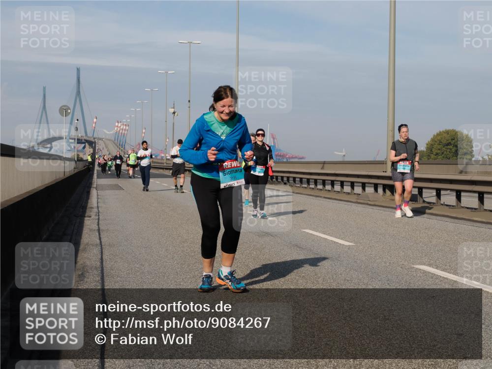 03.10.2025 - Köhlbrandbrückenlauf Fabian Wolf http://msf.ph/oto/9084267 03.10.2025 10:19:49 Position 3 3195 meine-sportfotos.de