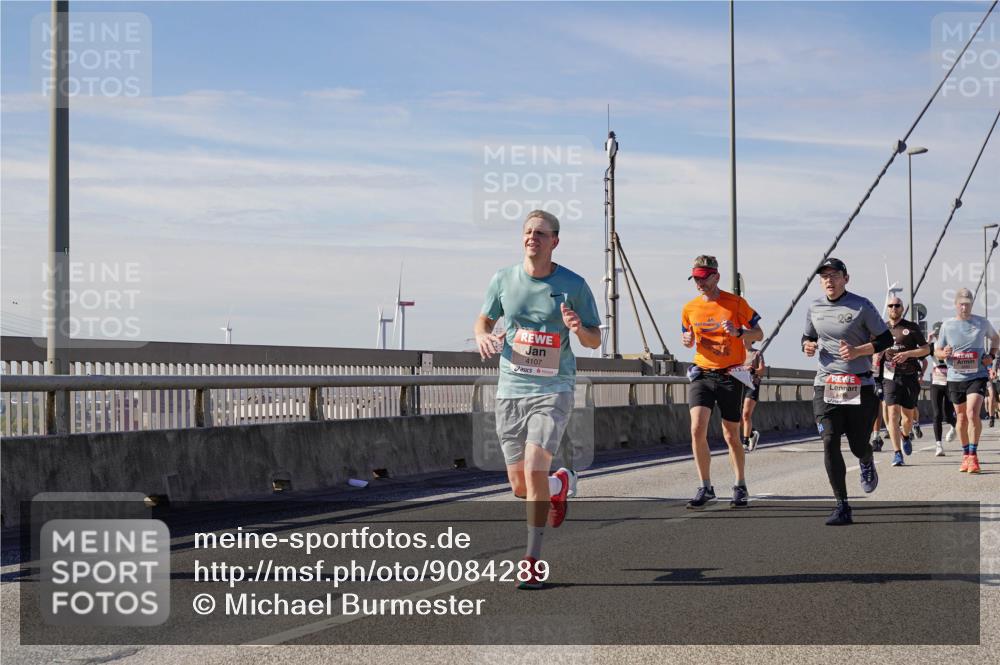 03.10.2025 - Köhlbrandbrückenlauf Michael Burmester http://msf.ph/oto/9084289 03.10.2025 12:42:33 Position 2 4107 meine-sportfotos.de