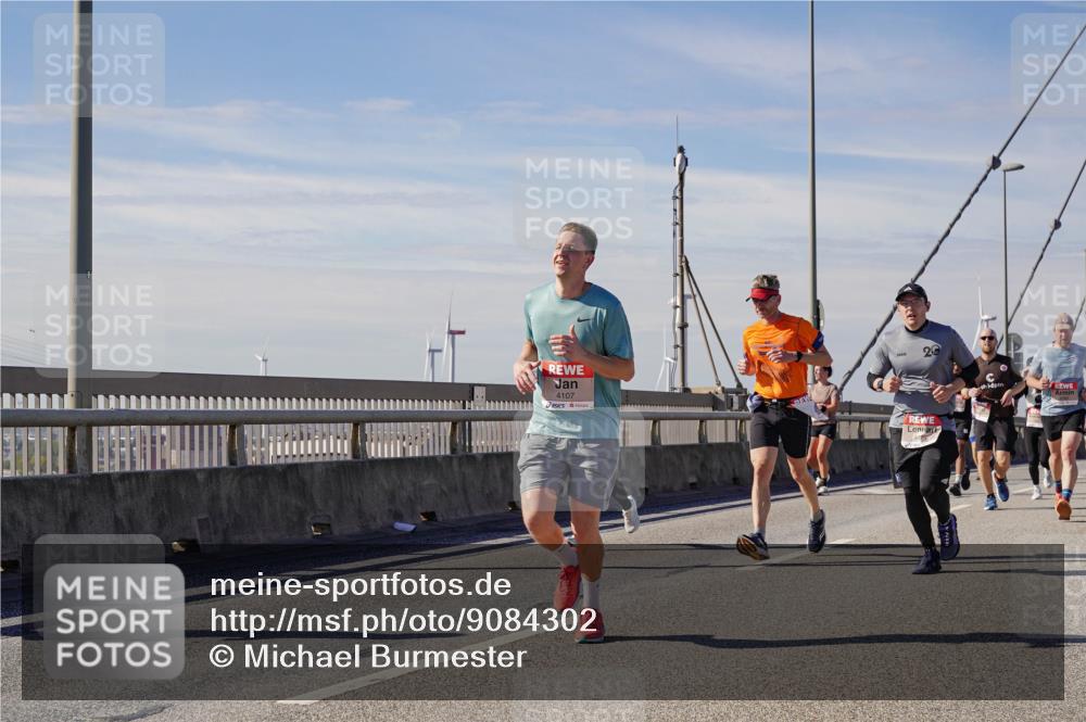 03.10.2025 - Köhlbrandbrückenlauf Michael Burmester http://msf.ph/oto/9084302 03.10.2025 12:42:33 Position 2 1257, 4107, 29 meine-sportfotos.de