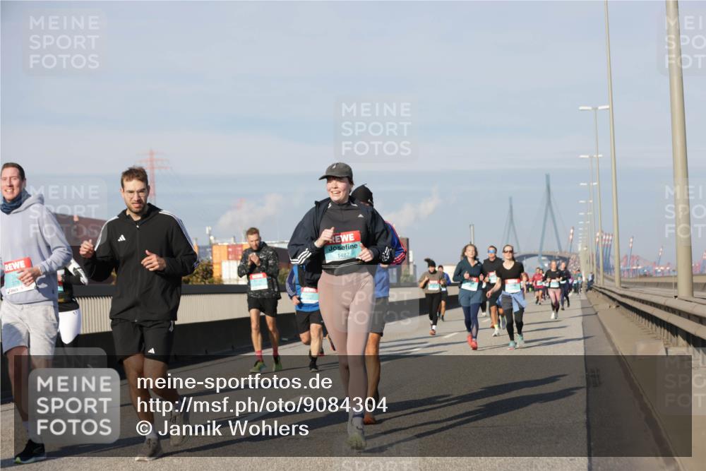 03.10.2025 - Köhlbrandbrückenlauf Jannik Wohlers http://msf.ph/oto/9084304 03.10.2025 09:56:16 Position 3 1487 meine-sportfotos.de