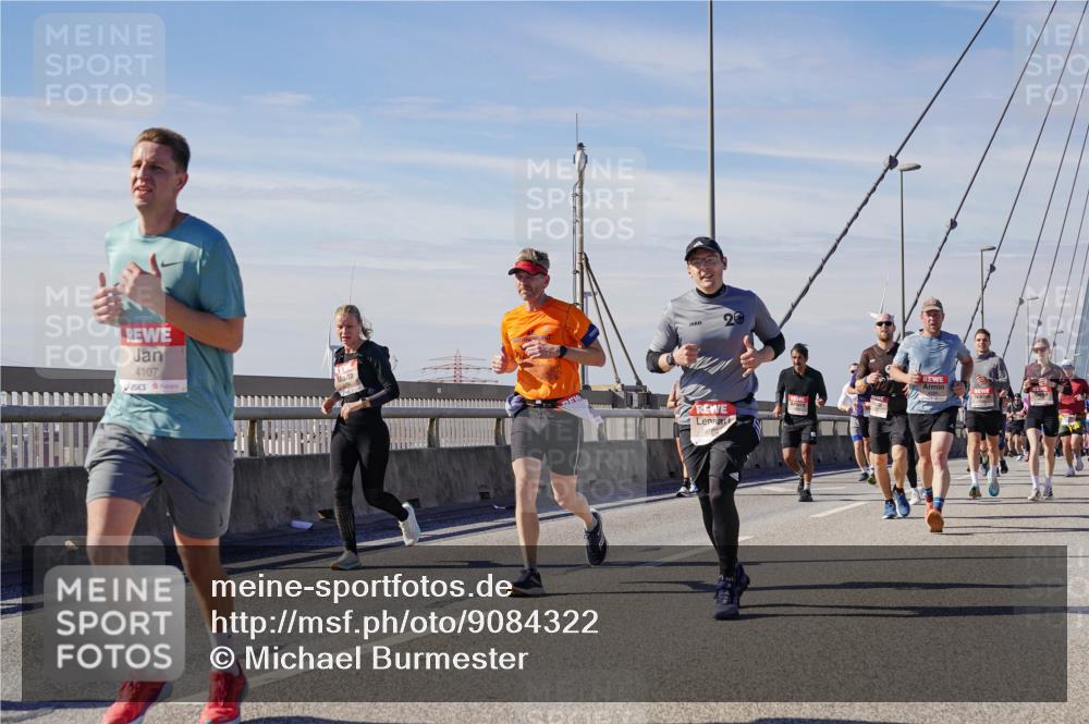 03.10.2025 - Köhlbrandbrückenlauf Michael Burmester http://msf.ph/oto/9084322 03.10.2025 12:42:34 Position 2 4107, 20 meine-sportfotos.de