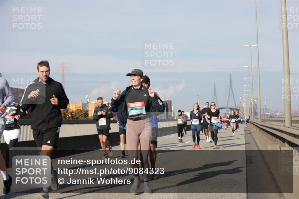 03.10.2025 - Köhlbrandbrückenlauf Jannik Wohlers http://msf.ph/oto/9084323 03.10.2025 09:56:16 Position 3 1487 meine-sportfotos.de