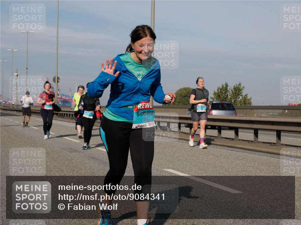03.10.2025 - Köhlbrandbrückenlauf Fabian Wolf http://msf.ph/oto/9084341 03.10.2025 10:19:50 Position 3 3195 meine-sportfotos.de