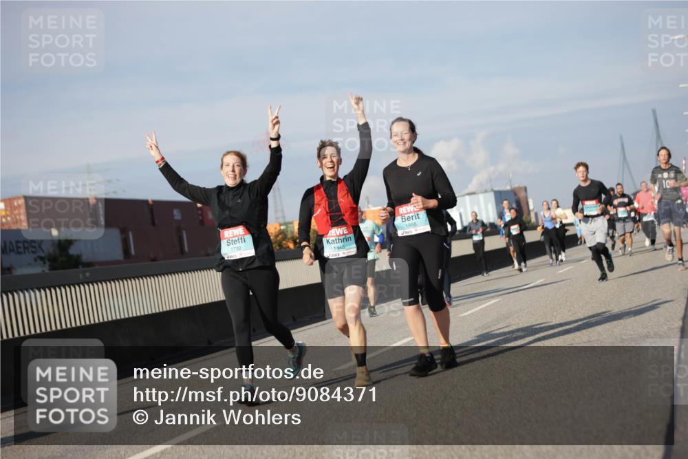 03.10.2025 - Köhlbrandbrückenlauf Jannik Wohlers http://msf.ph/oto/9084371 03.10.2025 10:06:41 Position 3 1732, 1440, 1895, 10 meine-sportfotos.de
