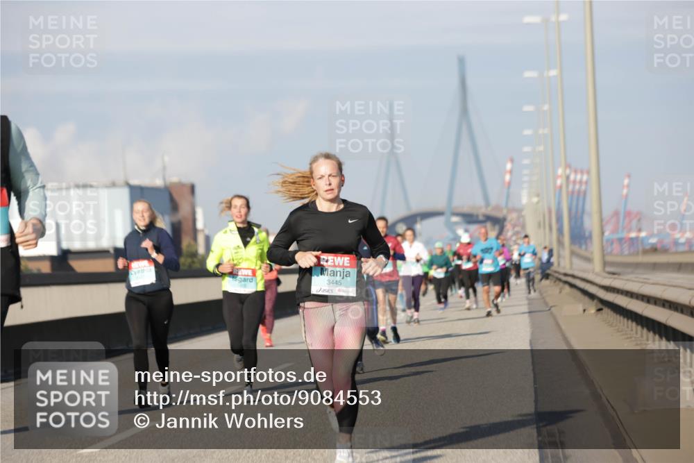 03.10.2025 - Köhlbrandbrückenlauf Jannik Wohlers http://msf.ph/oto/9084553 03.10.2025 09:56:24 Position 3 3445 meine-sportfotos.de