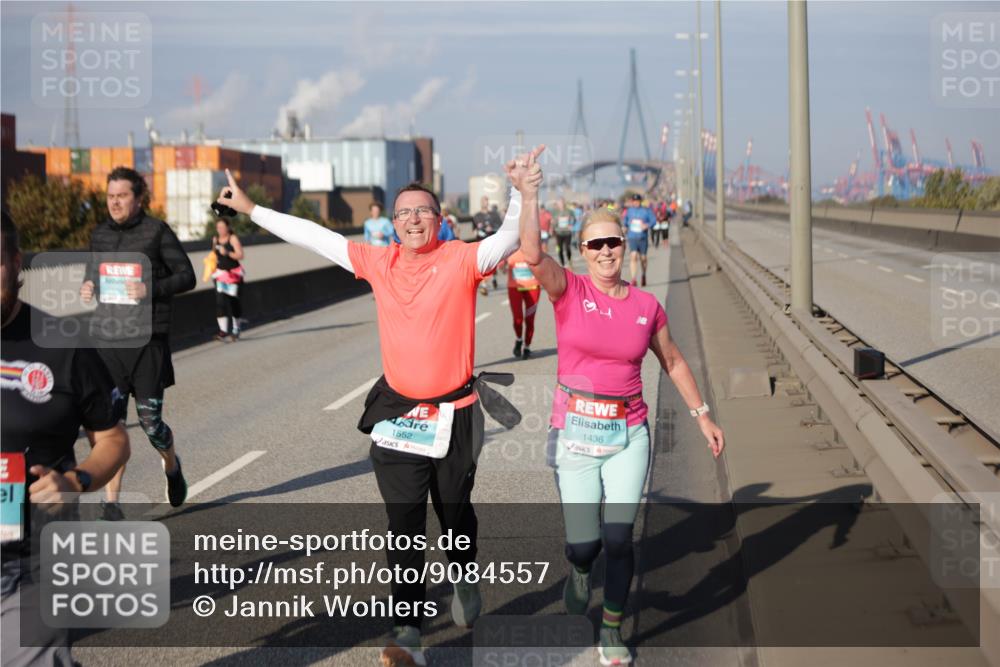 03.10.2025 - Köhlbrandbrückenlauf Jannik Wohlers http://msf.ph/oto/9084557 03.10.2025 10:06:53 Position 3 1552, 1436 meine-sportfotos.de