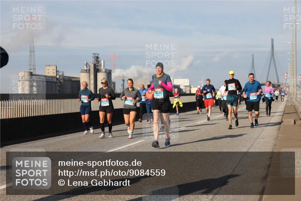 03.10.2025 - Köhlbrandbrückenlauf Lena Gebhardt http://msf.ph/oto/9084559 03.10.2025 10:05:18 Position 2  meine-sportfotos.de