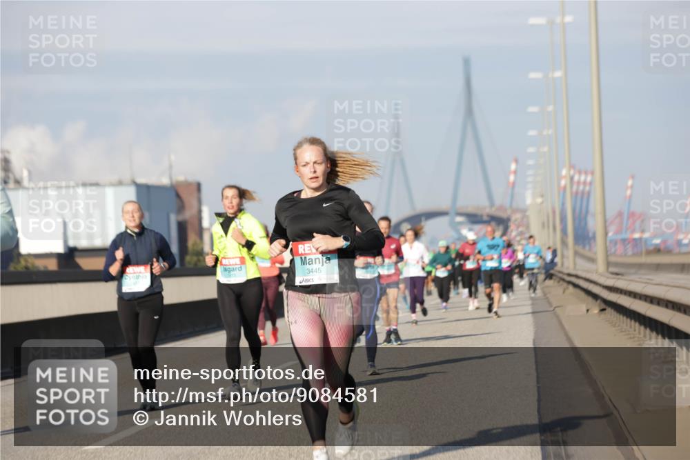 03.10.2025 - Köhlbrandbrückenlauf Jannik Wohlers http://msf.ph/oto/9084581 03.10.2025 09:56:24 Position 3 3445 meine-sportfotos.de