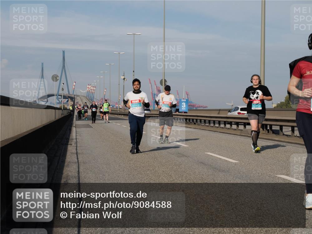 03.10.2025 - Köhlbrandbrückenlauf Fabian Wolf http://msf.ph/oto/9084588 03.10.2025 10:19:57 Position 3 3347, 10 meine-sportfotos.de