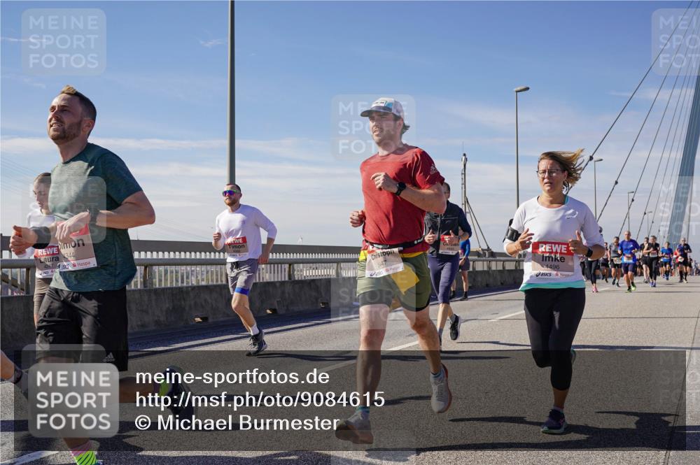 03.10.2025 - Köhlbrandbrückenlauf Michael Burmester http://msf.ph/oto/9084615 03.10.2025 12:42:42 Position 2 4344, 4247, 5447, 4444, 4496 meine-sportfotos.de